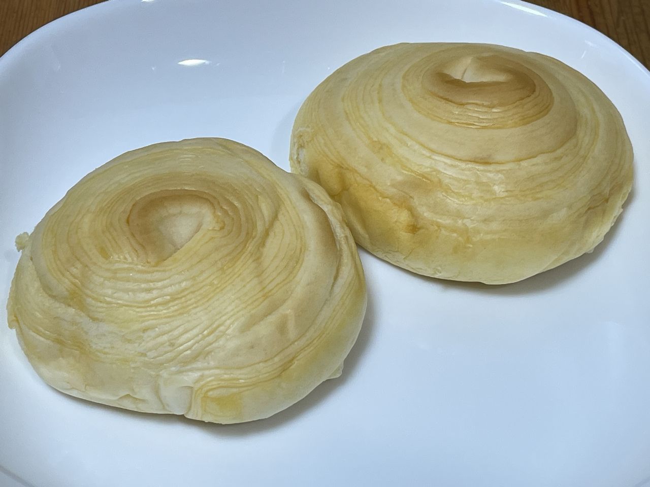トップバリュ 糖質をおさえたチーズ風味ロール 2個入のレビュー