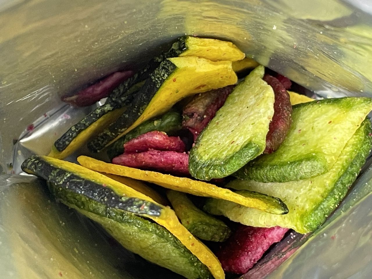 エスセレクト 色とりどり3種のベジチップスのレビュー