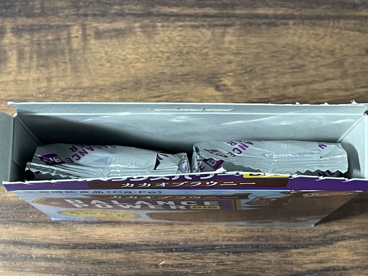 ヘルシークラブ バランスパワービッグ スイートポテトの箱を開けたところ