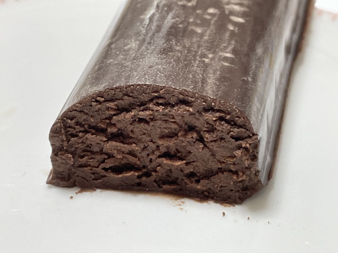 さとの雪 とうふスティック ガトーショコラの断面